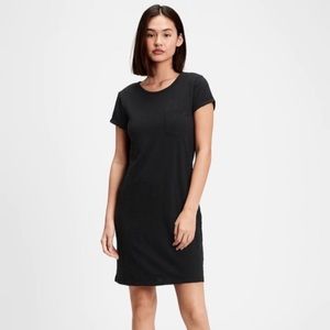 Gap black pocket t-shirt dress, Small